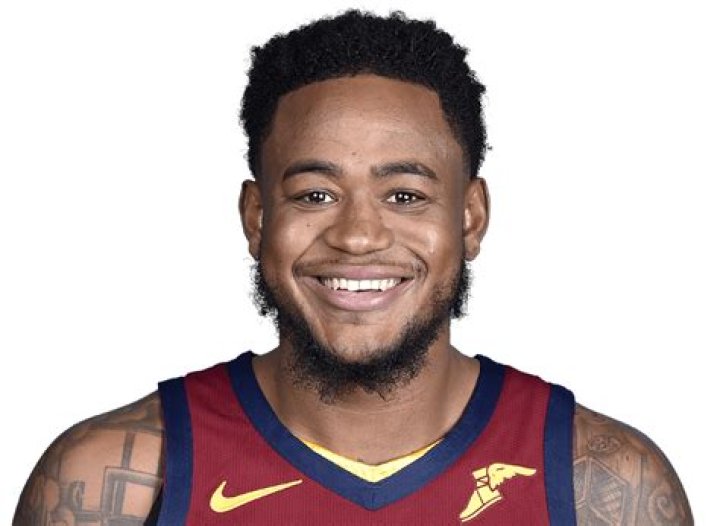 Jarell Martin, Biography, salary, net worth, contract, NBA, Basketball, Personal life, girlfriend, Affair, height, weight