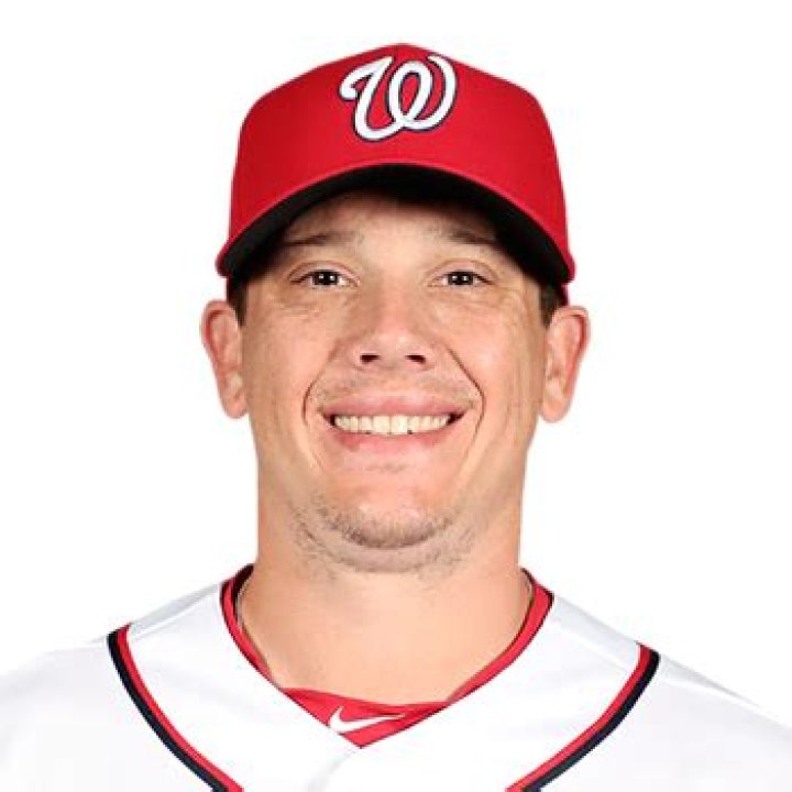 Jeremy Hellickson Biography- MLB player, salary, stats, contract, net worth, married, relationship, affair, career, age, family, height, nationality, girlfriend