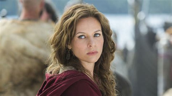 Jessalyn Gilsig Net Worth | Celebrity Net Worth