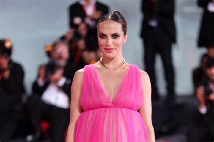 Jessica Brown Findlay Net Worth