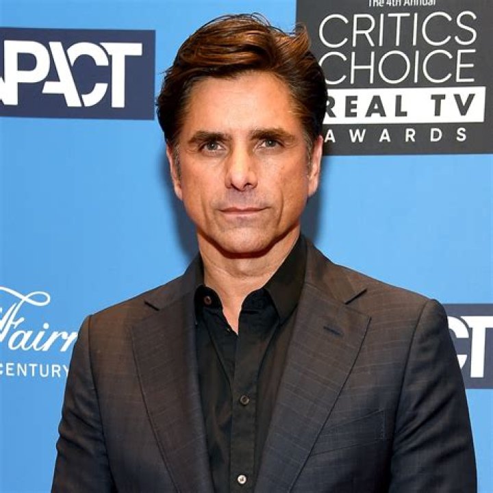 John Stamos Says He Tried to Quit “Full House”: “I Hated That Show”