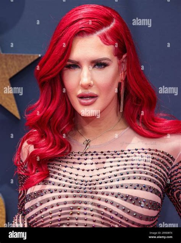 Justina Valentine Height, Weight, Age, Boyfriend, Family, Facts, Biography