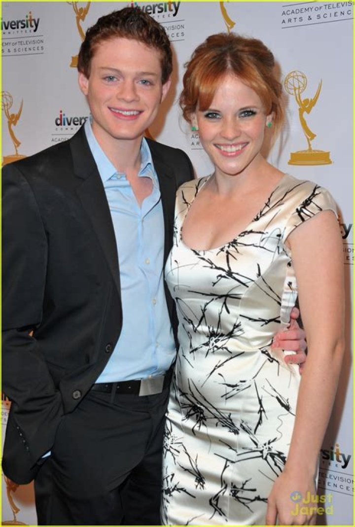 KATIE LECLERC, SEAN BERDY – Celeb Secrets