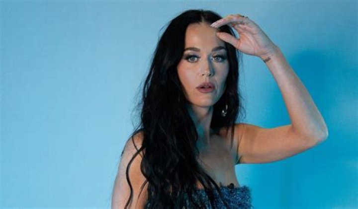 Katy Perry Height, Weight, Age, Boyfriend, Body Statistics, Facts