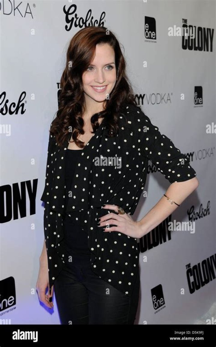 Kimberly-Sue Murray | Bio, Wiki, Net Worth, Danika, V-Wars, Partner, Husband, Married, Boyfriend, Dating, Relationship