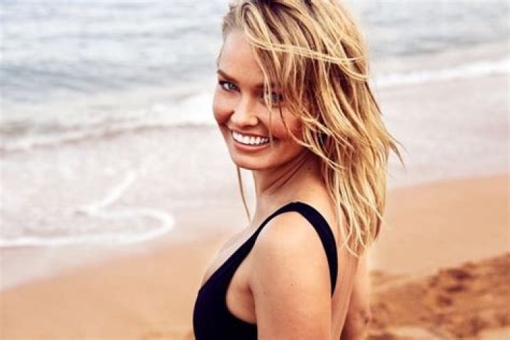 Lara Bingle Net Worth | Celebrity Net Worth