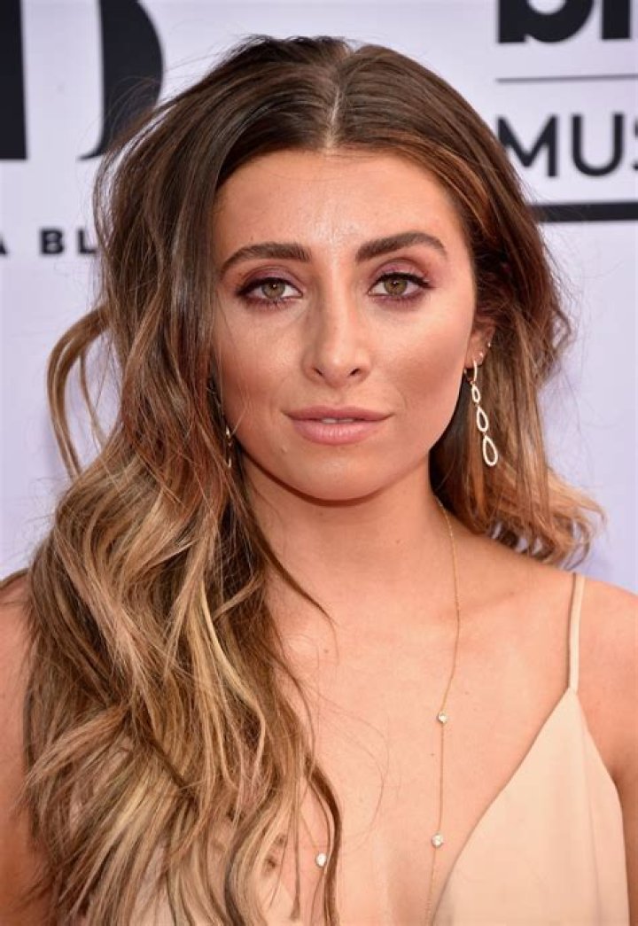 Lauren Elizabeth Height, Weight, Age, Boyfriend, Family, Facts, Biography