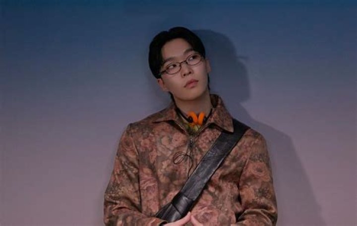 Lee Chan-hyuk Height, Weight, Age, Girlfriend, Family