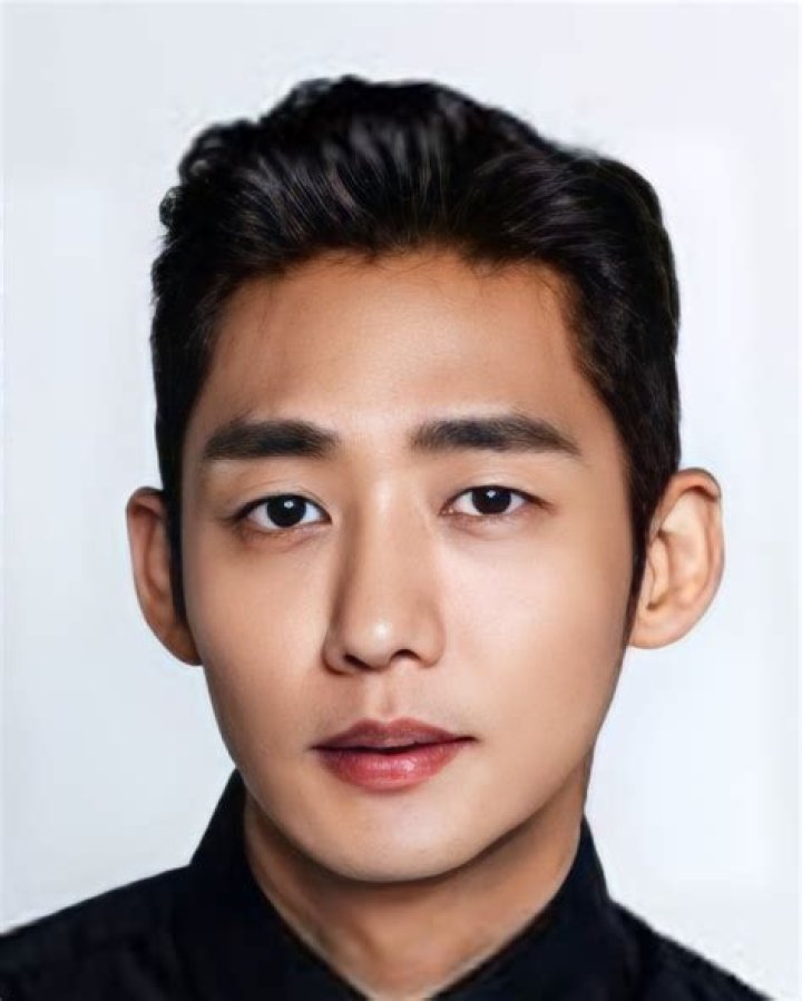 Lee Tae-sung Height, Weight, Age, Body Statistics
