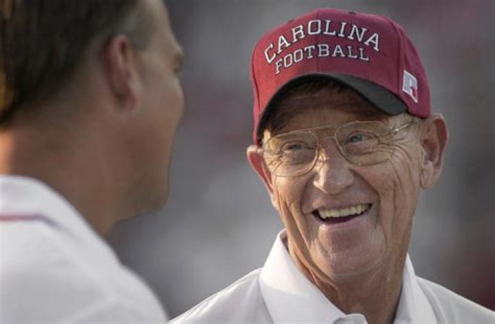 Mark Richt Bio fact of age, height, net worth, salary, nationality, girlfriend, spouse, game, married, relationship, affair, height