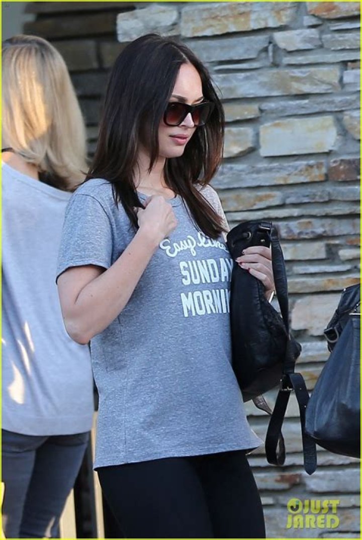 Megan Fox Pregnancy Workout Routine and Diet Plan