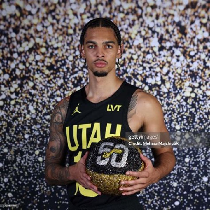 Georgia Tech' Point Guard Michael Devoe Bio (Parents, Net Worth, 2021 NBA Draft Prospect)