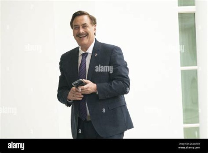 Michael Lindell Height, Weight, Age, Family, Facts, Biography