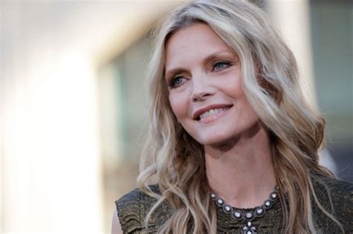 The Moment Michelle Pfeiffer Realized She Was "In a Cult"