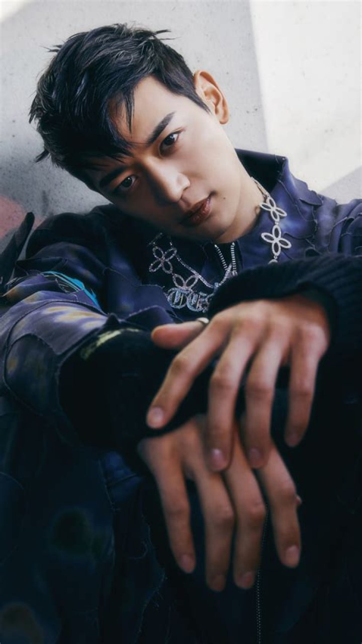 Minho (Choi Min-ho) Height, Weight, Age, Girlfriend, Family, Biography
