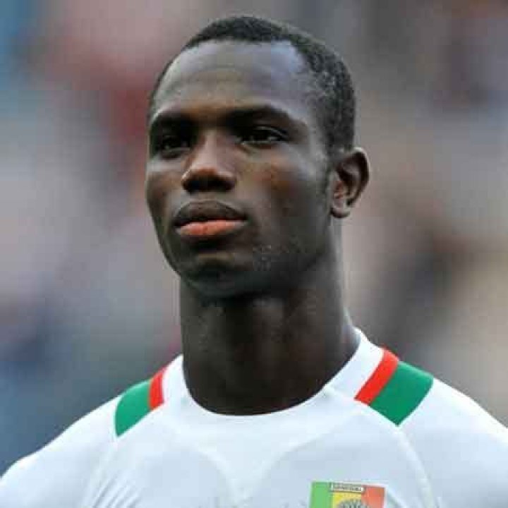 Moussa Konat-bio- girlfriend, net worth, world cup, salary, married