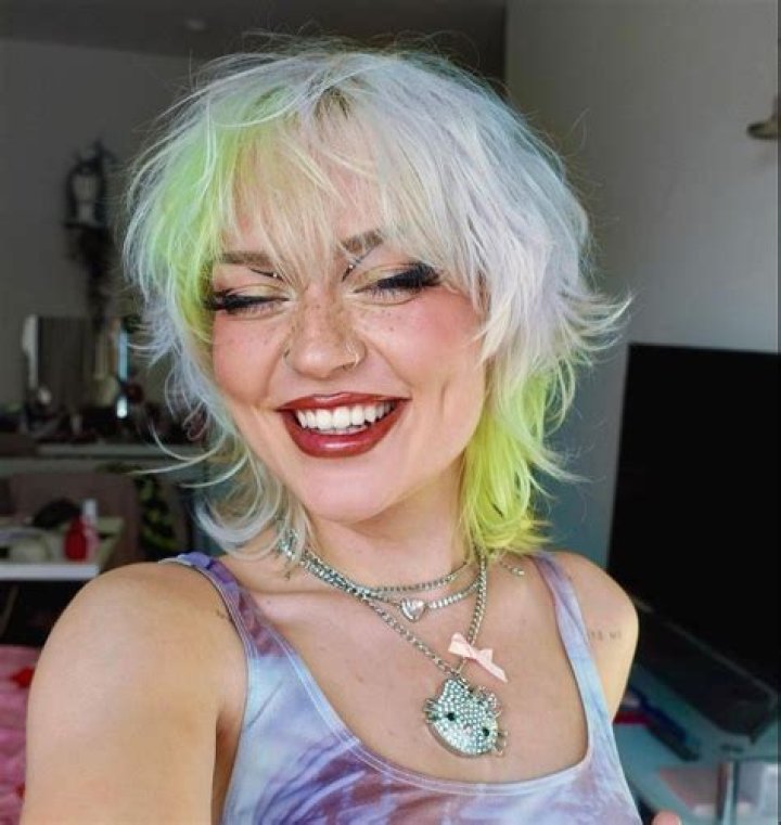 Naomi Jon Height, Weight, Age, Boyfriend, Family, Facts, Biography