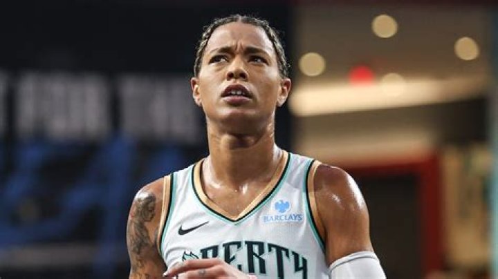 Natasha Cloud's Annual Salary from the Washington Mystics; Is she married? Natasha's Girlfriend, Lesbian, Relationship