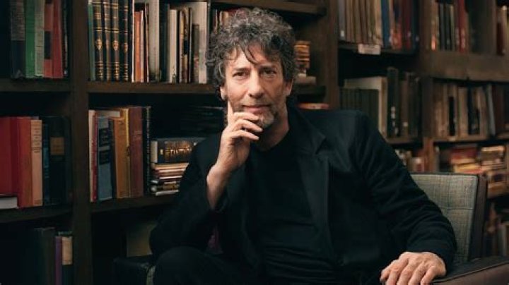 Neil Gaiman Height, Weight, Age, Girlfriend, Family, Facts, Biography