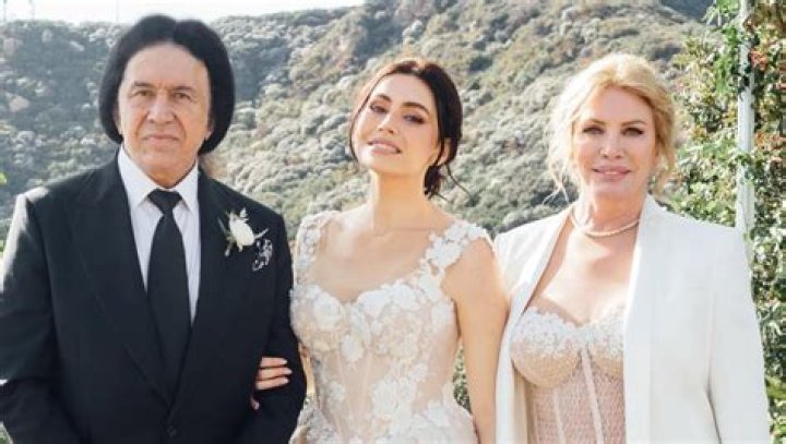 See Gene Simmons’ Daughter, Who’s a Model and Singer