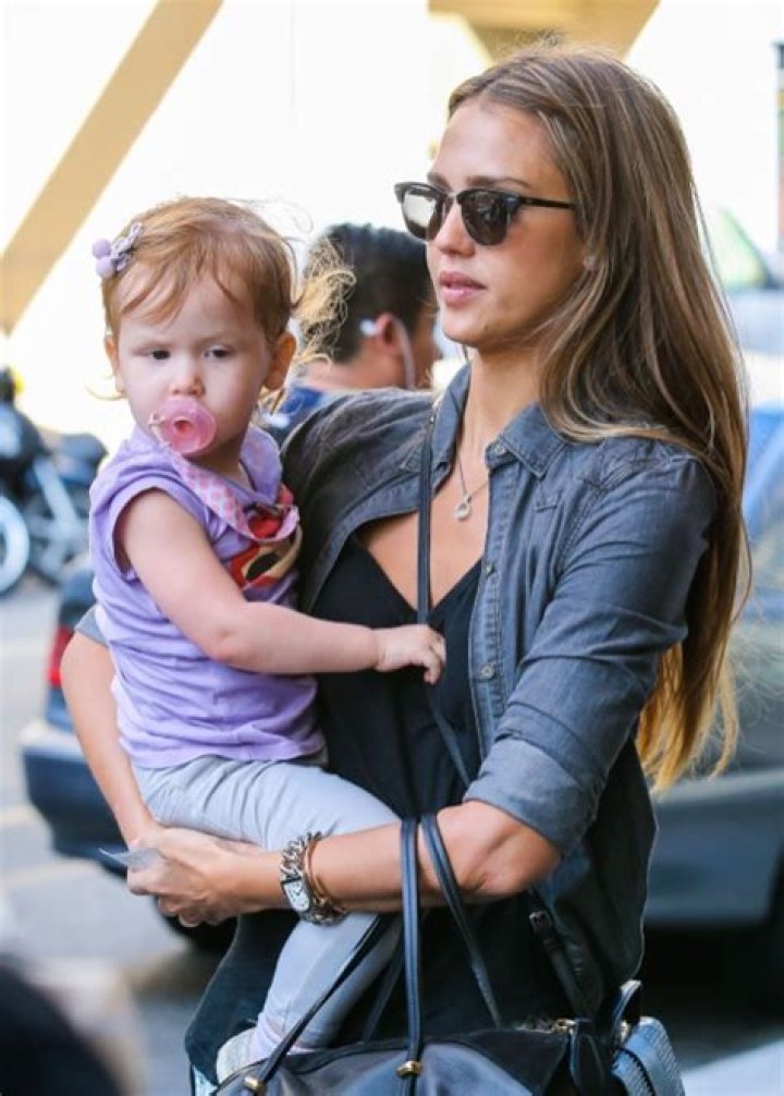 Jessica Alba Says Her Daughter Didn't Know She Was Famous For Years