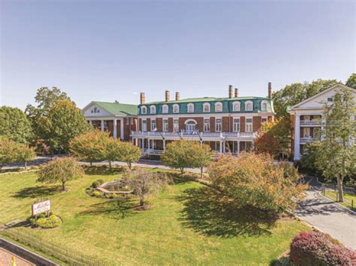 The Top 10 Cities With The Most Beloved Hotels, Says New Data