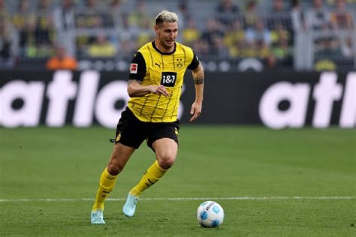 Niklas Sule Bio-salary, net worth, wage, girlfriend, relationship, career, world cup, family, nationality