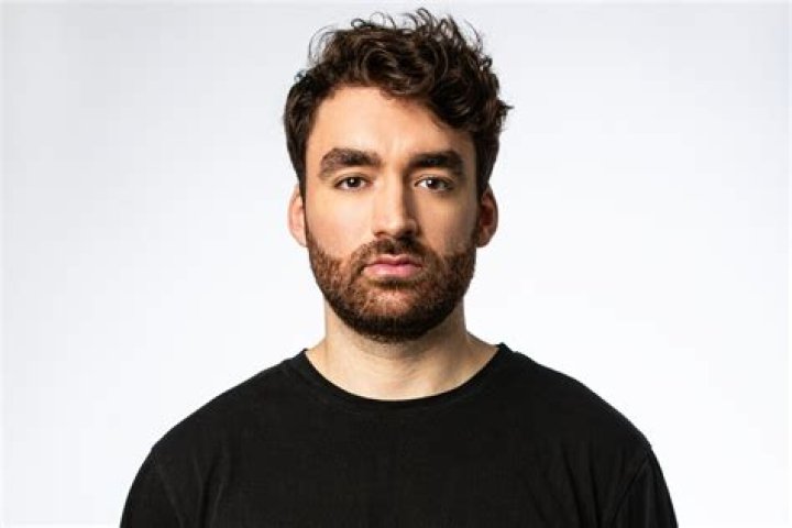 Oliver Heldens Height, Weight, Age, Body Statistics, Girlfriend, Family