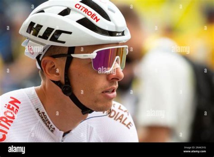 Oliver Naesen Bio, Age, Pro Cycling Stat, Net Worth, Dating & Girlfriend