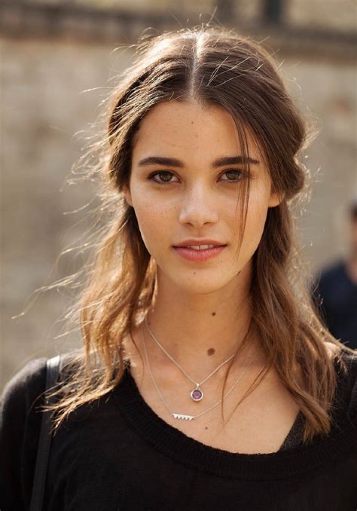 Pauline Hoarau Height, Weight, Age, Body Statistics