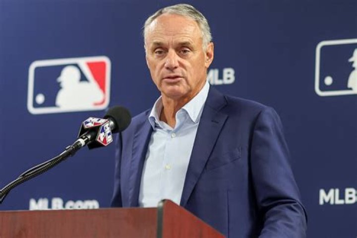 Rob Manfred Contract, Salary, and Net worth (Bio, Age, Family, Wife, Children)