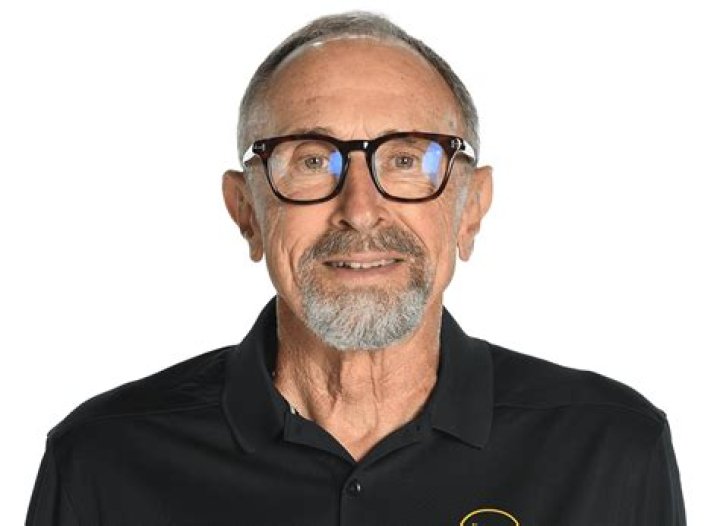 Golden State Warriors' Assistant Coach Ron Adams Bio, Net Worth, Salary, Wife & Children