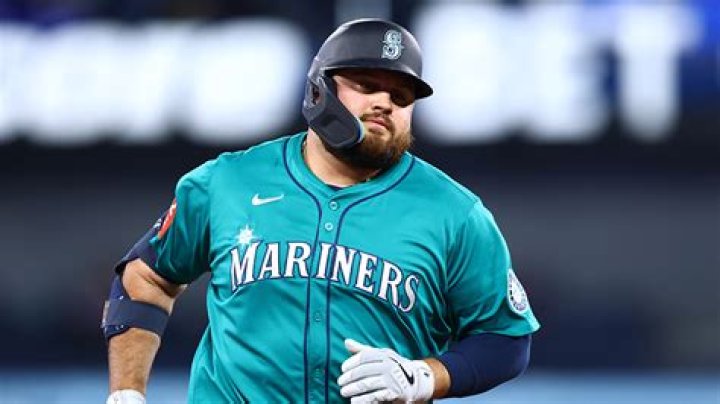 Rowdy Tellez Biography- MLb player, salary, stats, contracts, net worth, married, relationship, affair, dating, children, affair, age, height, family