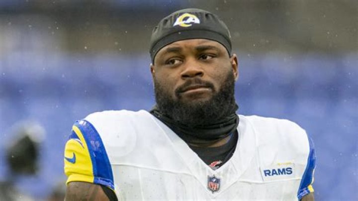 Royce Freeman Biography- NFL player, Contract, Salary, Earnings, Net worth, Married, Relationship, Affair, age, Height, Family, Girlfriend, Nationality