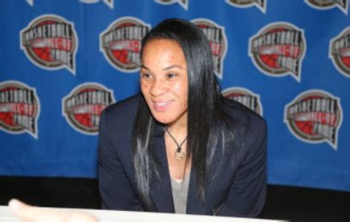 
Salary That Dawn Staley Receives Annually: Famous Brands She Has Endorsement deals With 