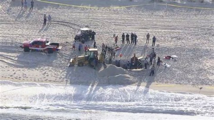 18-Year-Old Dies After Sand Dune Collapses on Him—How to Stay Safe at the Beach