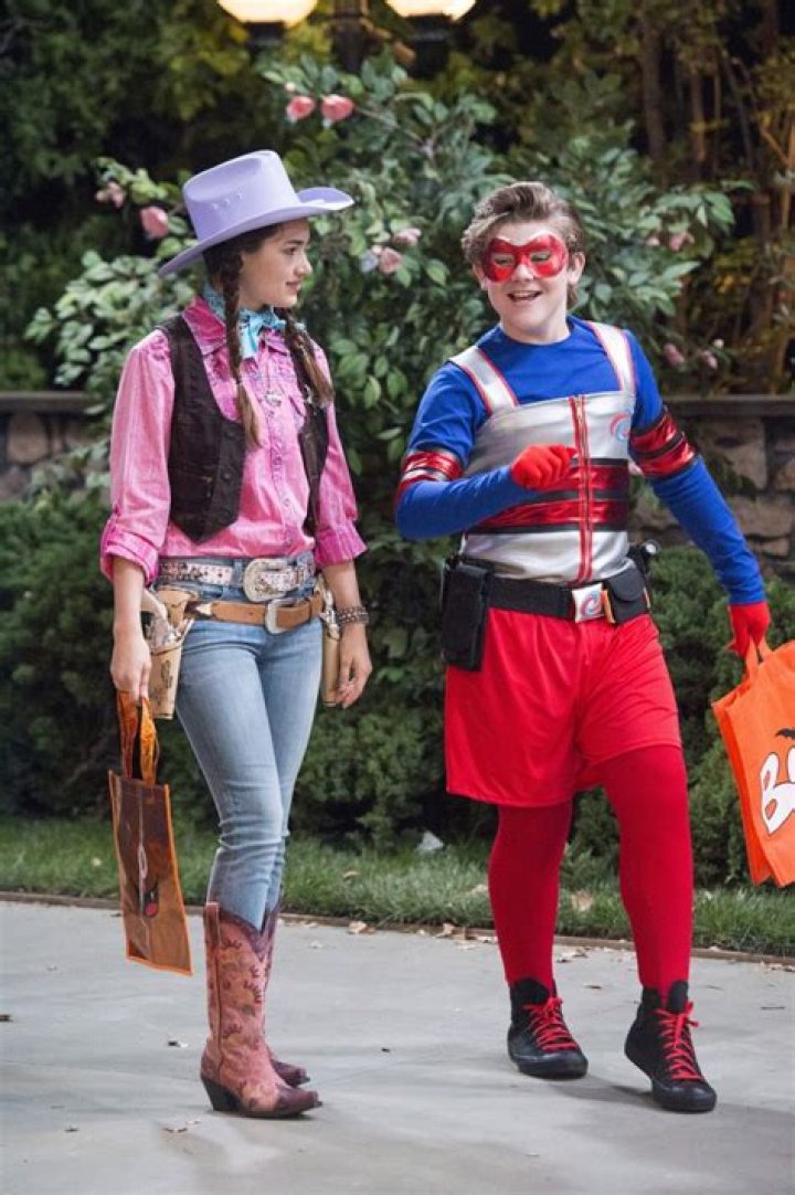 Sean Ryan Fox, Sedona Cohen – Celeb Secrets