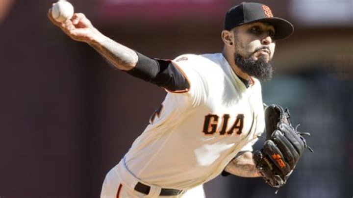 Sergio Romo Retires As Giant, Pitches For Final Time – Celeb Secrets
