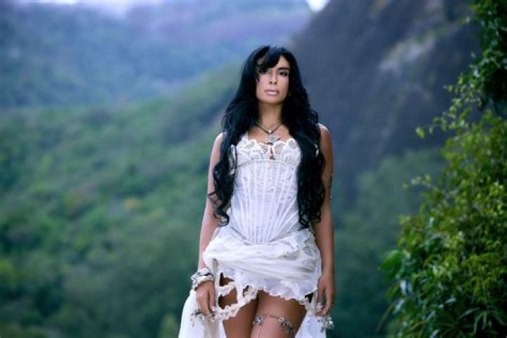 Sevdaliza Height, Weight, Age, Body Statistics