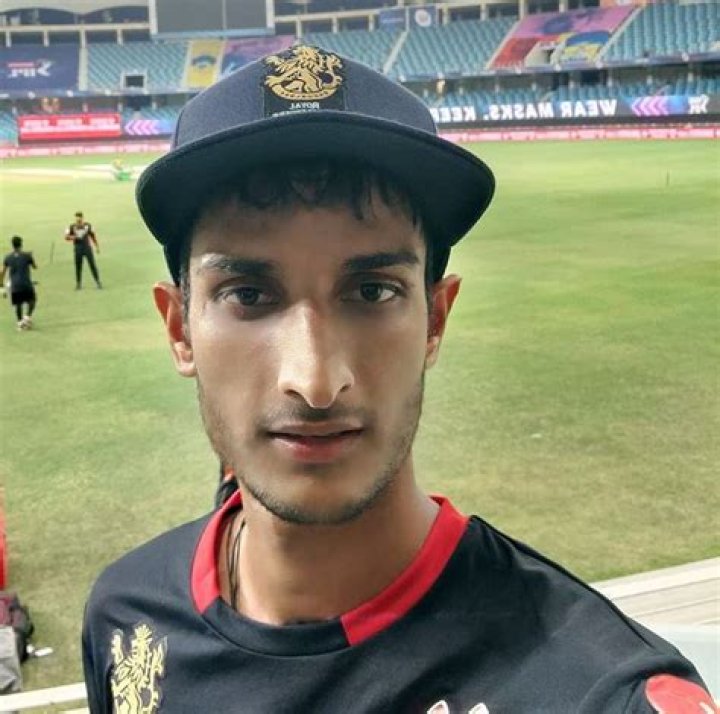 Shahbaz Ahmed (Cricketer) Height, Weight, Age, Body Statistics