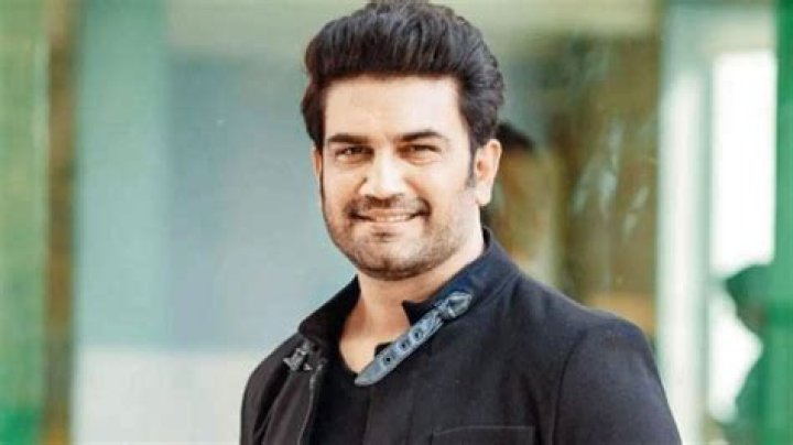 Sharad Kelkar Height, Weight, Age, Body Statistics