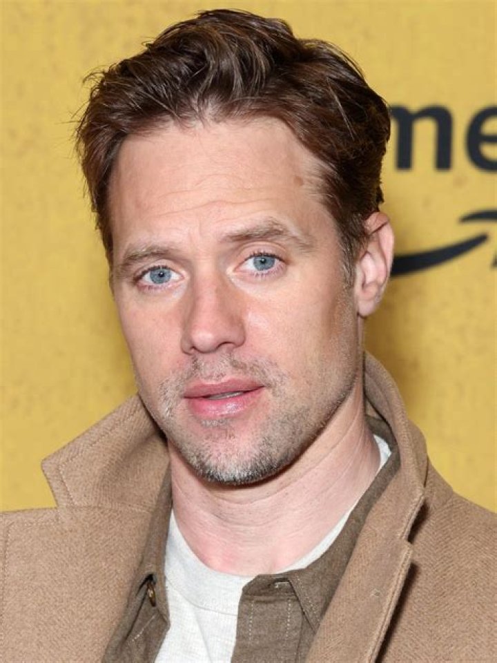 Shaun Sipos Height, Weight, Age, Body Statistics