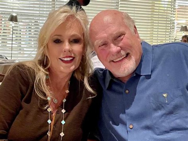 Terry Bradshaw's wife Tammy Bradshaw Biography-WAGs, Salary, Net worth, Earnings, Husband, Married, Relationship, Affair, Age, Height, Family, Career, Children