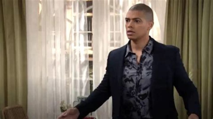 Eric Assigns Zende As Luna's Mentor