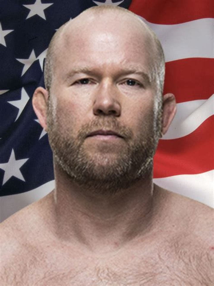 Tim Boetsch Bio-salary, net worth, married, children,wife, career, relationship, career
