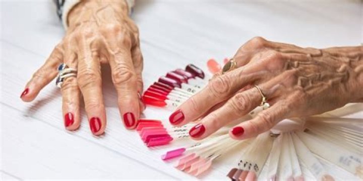 5 Tips for the Perfect Manicure After 60