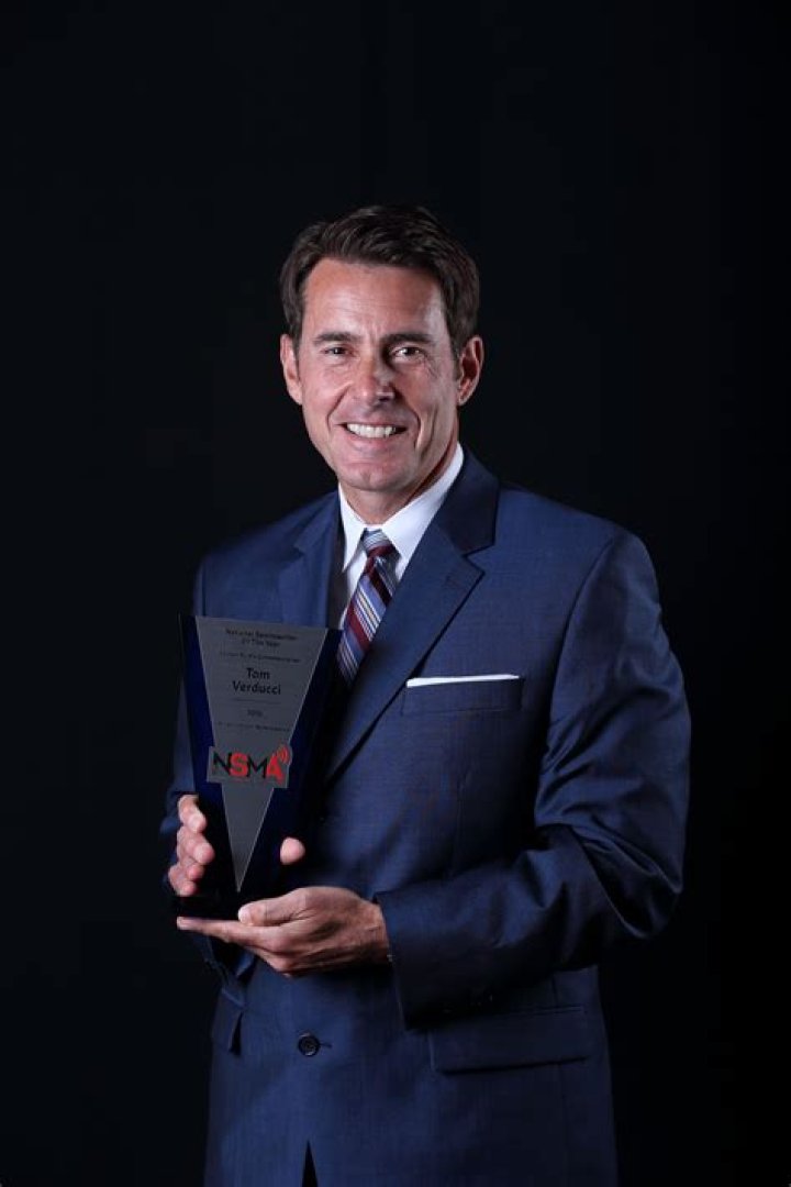 Sports Illustrated writer Tom Verducci Bio-salary, net worth, married, affair, dating, relationship, children, career, wife