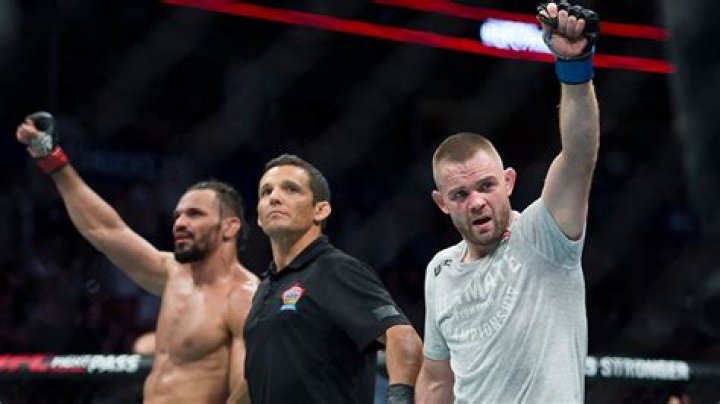 UFC Fighter Tristan Connelly's Bio, UFC Match, Net Worth, Earnings, Wife, Children