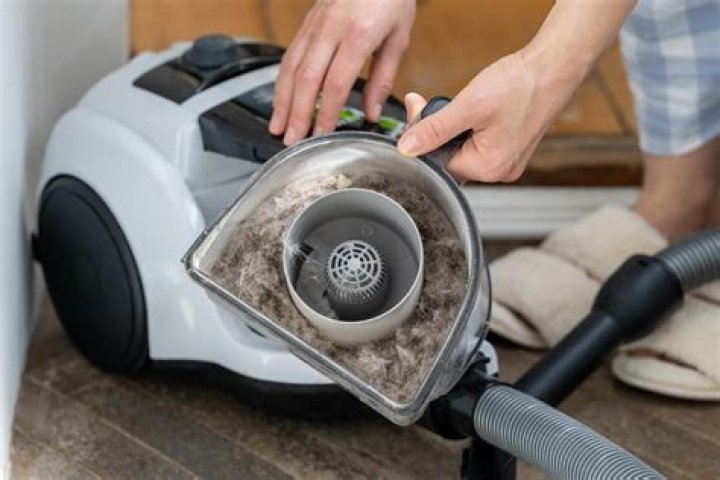 17 Ways You're Vacuuming All Wrong