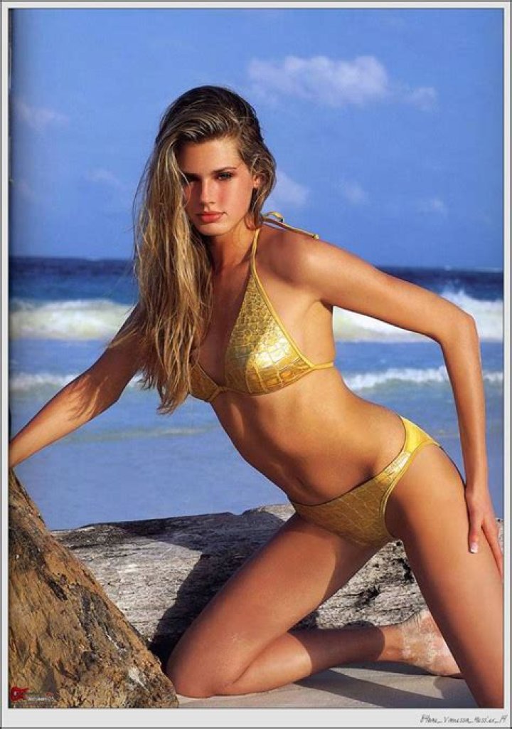 Vanessa Hessler Height, Weight, Age, Body Statistics